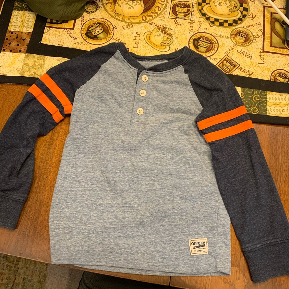 Oshkosh long sleeve T-shirt